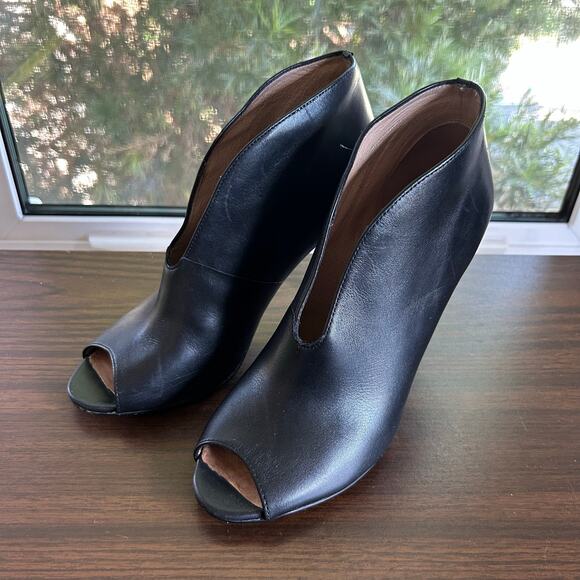 Halogen Black Leather Peep Toe Booties Size 7.5 – High Heel Ankle Boots - Picture 1 of 9